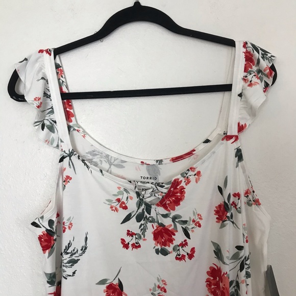Torrid Super Soft Ivory Floral Lattice Ruffle Top - Picture 4 of 9